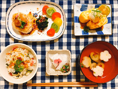 おうちで春を味わいたくなって桜えびと桜の塩漬けでお手製春御膳♡ヘルシーにおなかいっぱいで大満足☆